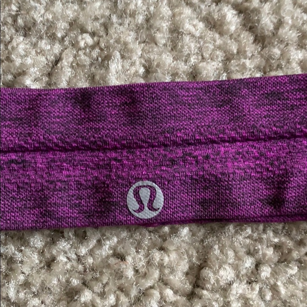Lululemon Gripped Headband - Picture 2 of 3